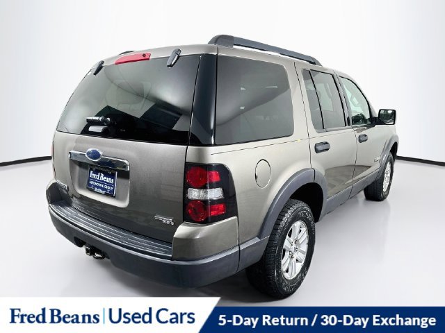Used 2006 Ford Explorer XLT AWD/4WD image 9