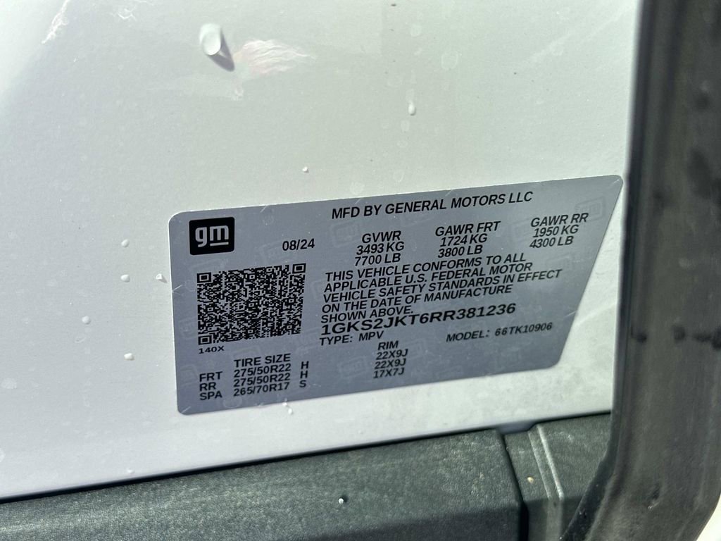 Used 2024 GMC Yukon XL Denali w/ Denali Reserve Package image 31