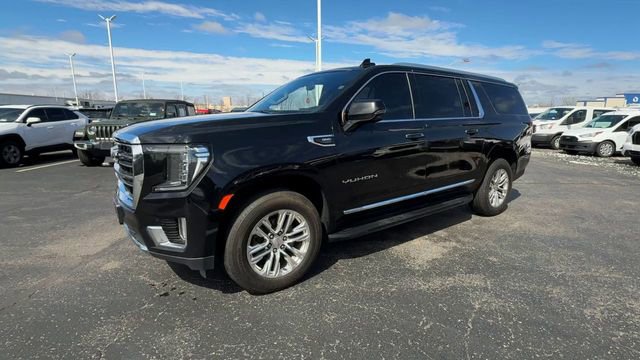Used 2021 GMC Yukon XL SLT w/ SLT Luxury Package AWD/4WD image 4