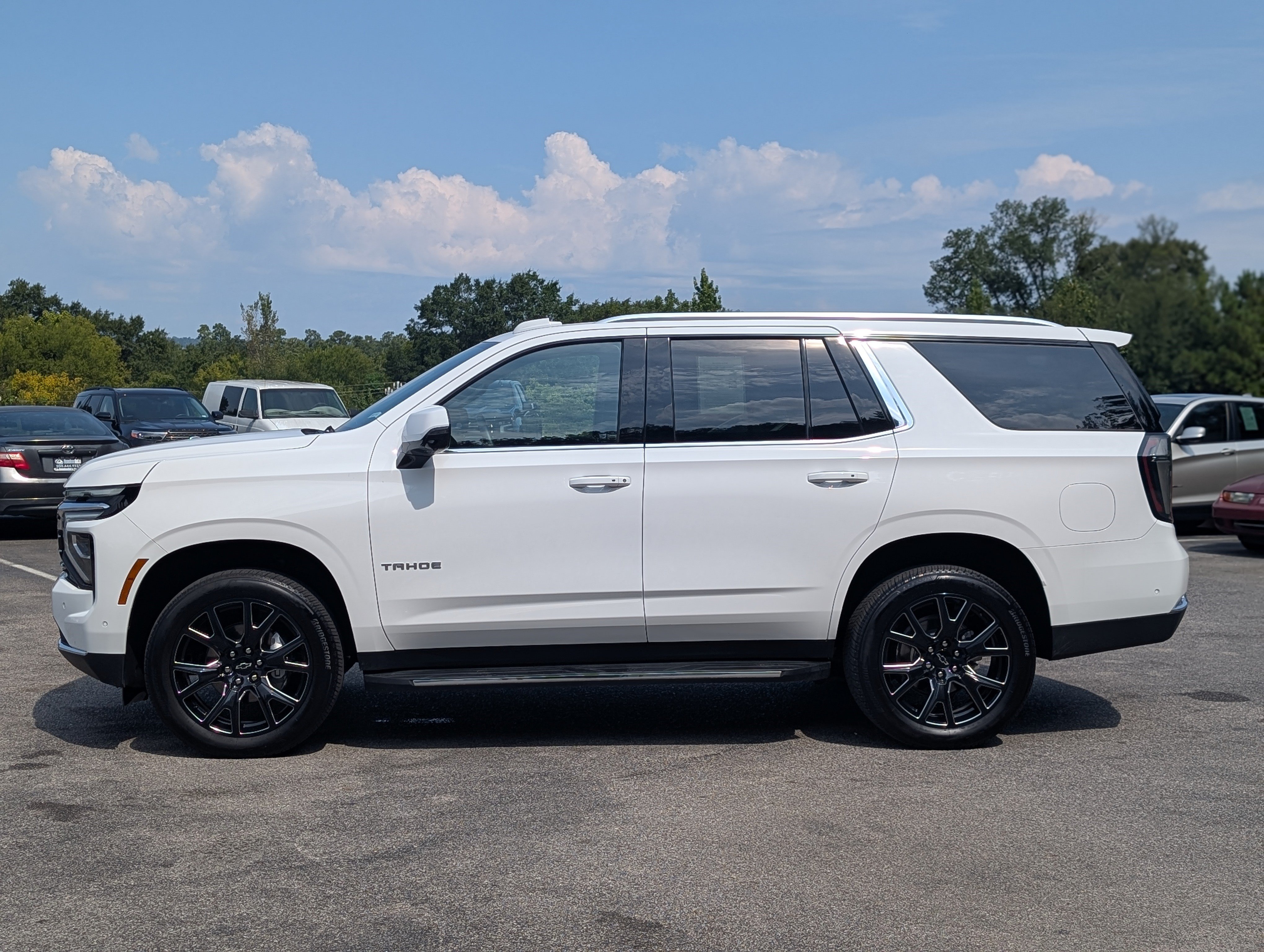 Used 2026 Chevrolet Tahoe LT w/ Comfort Package AWD/4WD image 6