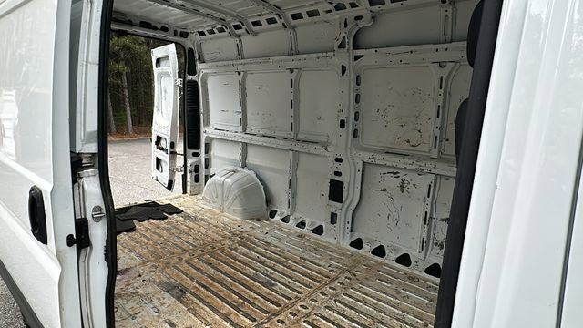 Used 2022 RAM ProMaster 2500 w/ Convenience Group image 17