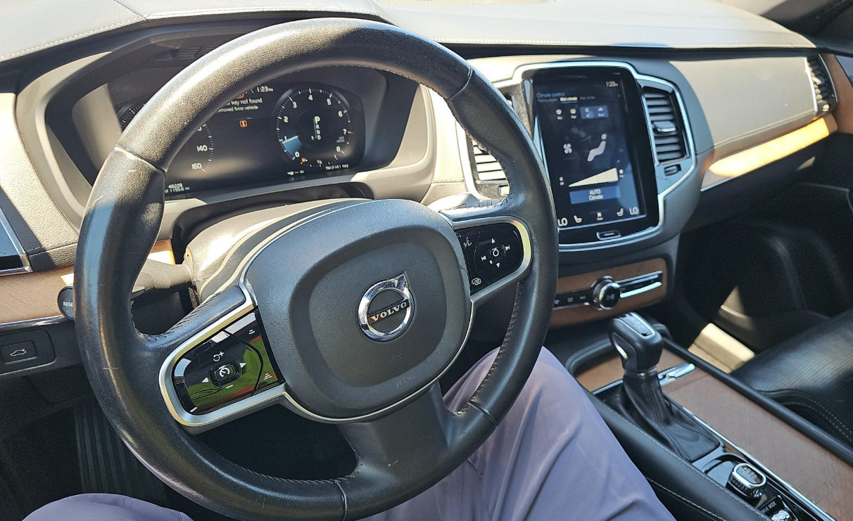 Used 2019 Volvo XC90 T6 Inscription w/ Advanced Package AWD/4WD image 11