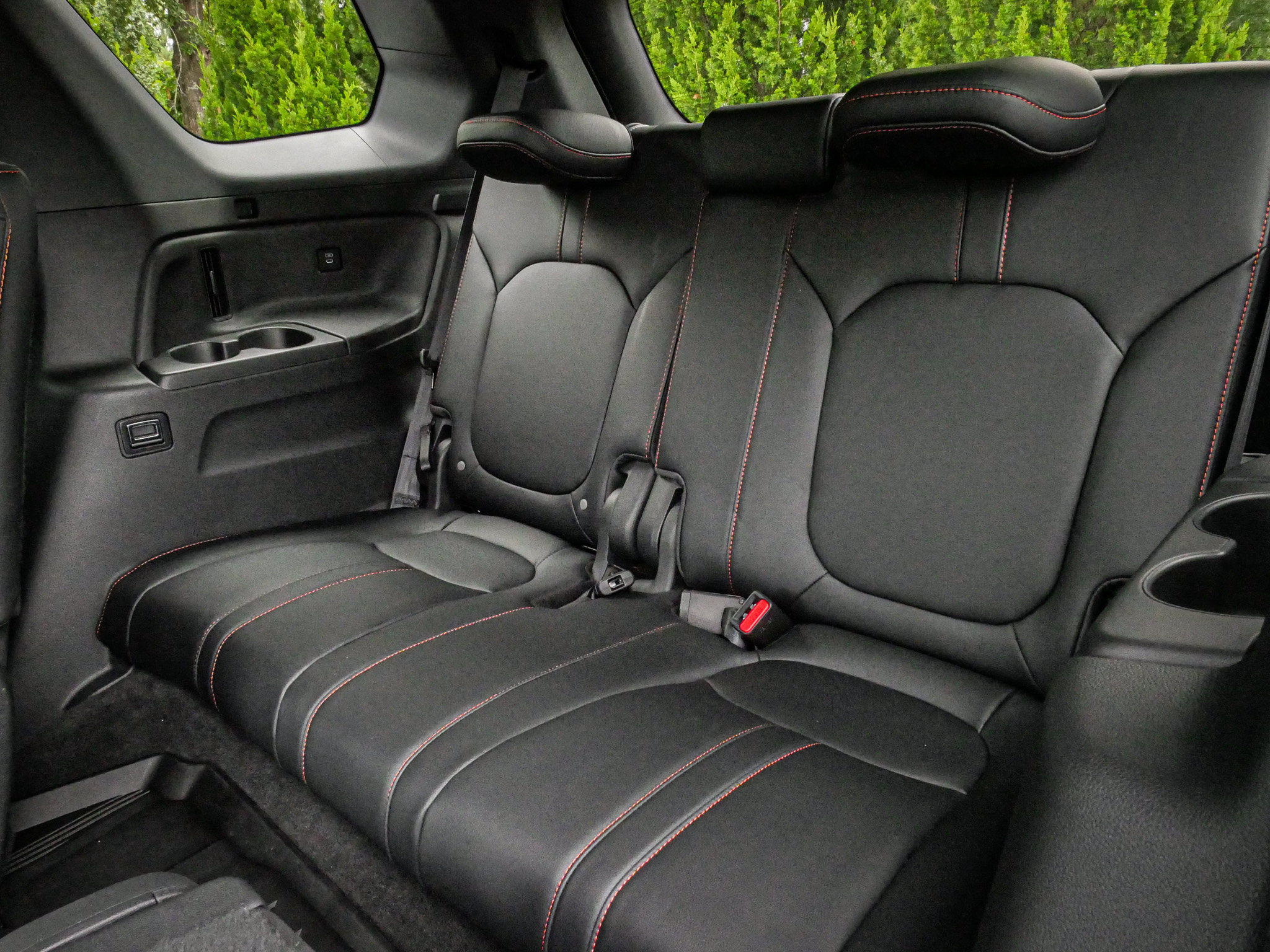 Used 2025 Honda Pilot TrailSport image 31
