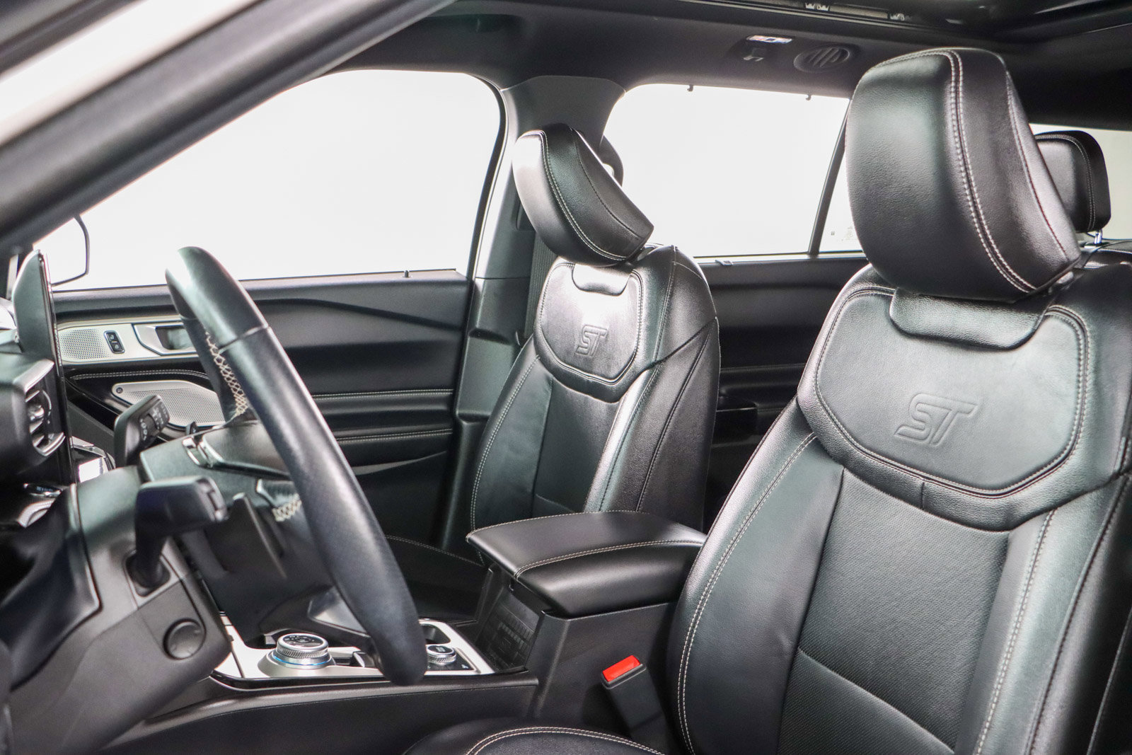 Used 2023 Ford Explorer ST w/ Equipment Group 401A image 24