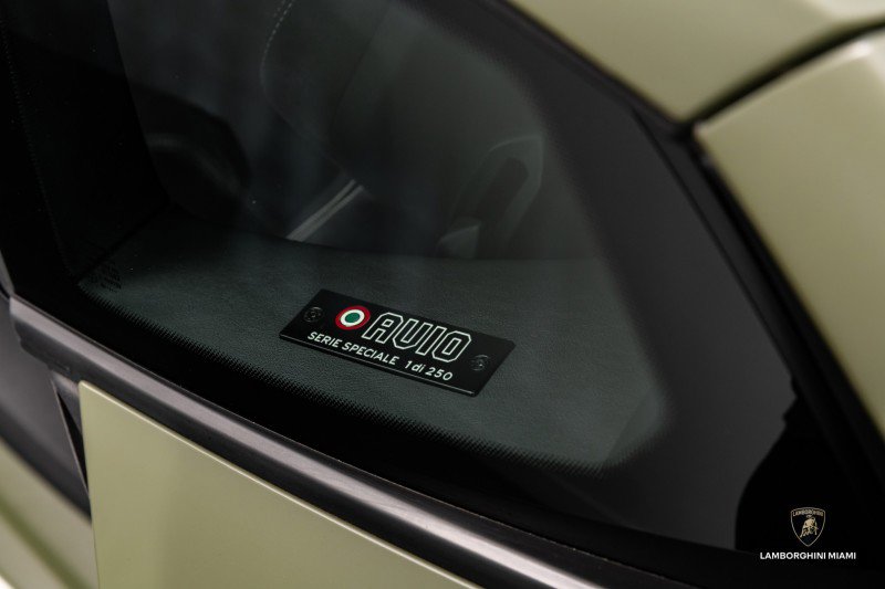 Used 2017 Lamborghini Huracan LP 610-4 Avio image 14