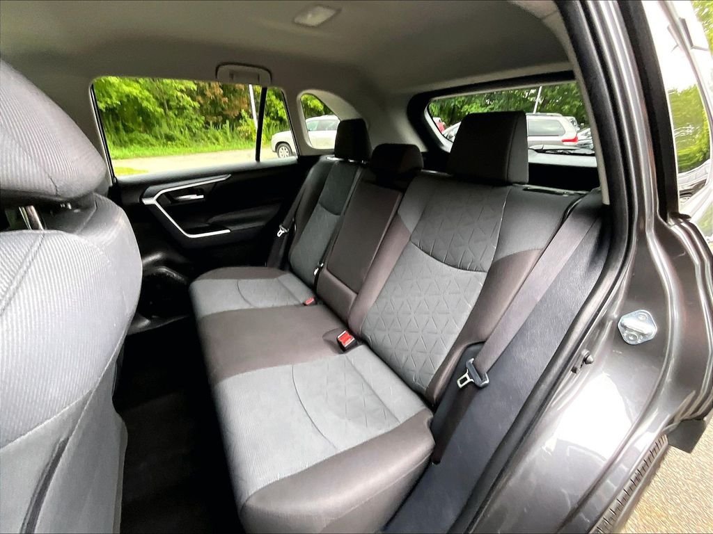 Certified 2025 Toyota RAV4 XLE AWD/4WD image 15