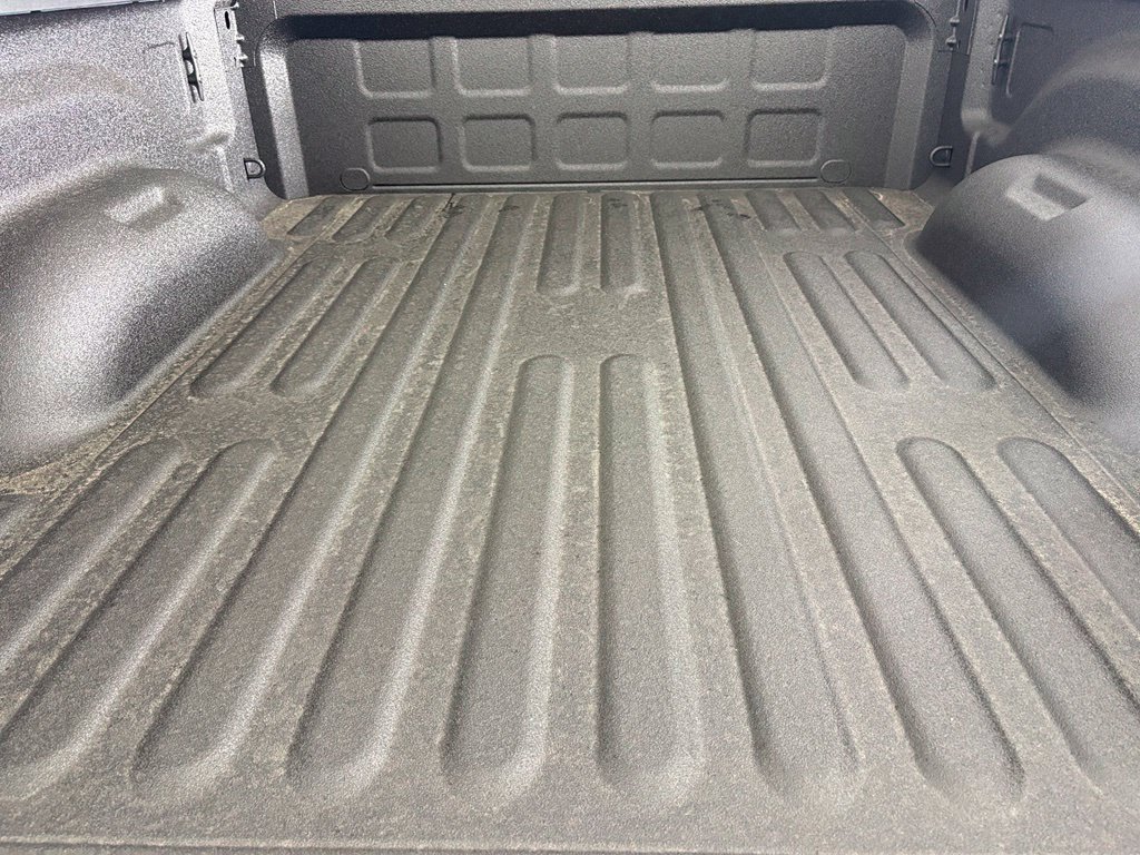 New 2027 RAM 3500 Laramie AWD/4WD image 18