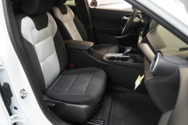 New 2026 Chevrolet Trax LS w/ LS Convenience Package FWD image 24