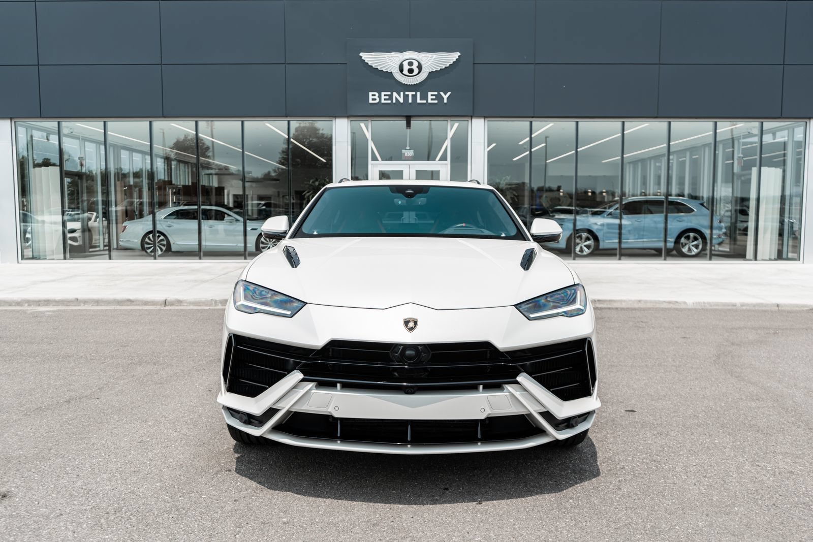 Used 2023 Lamborghini Urus S AWD/4WD image 19