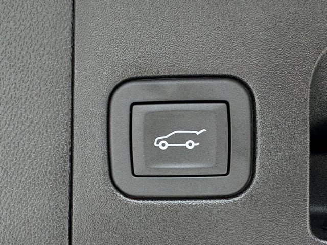 New 2025 Cadillac XT5 Premium Luxury FWD image 27