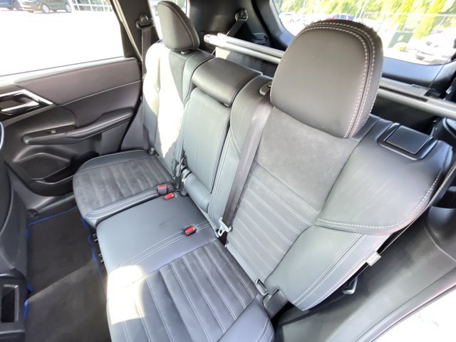 Used 2025 Mitsubishi Outlander SE AWD/4WD image 14