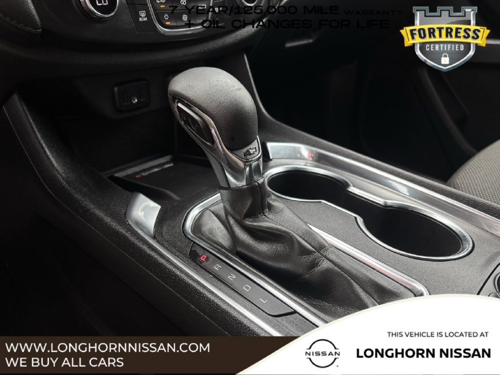 Used 2023 Chevrolet Traverse LT FWD image 19