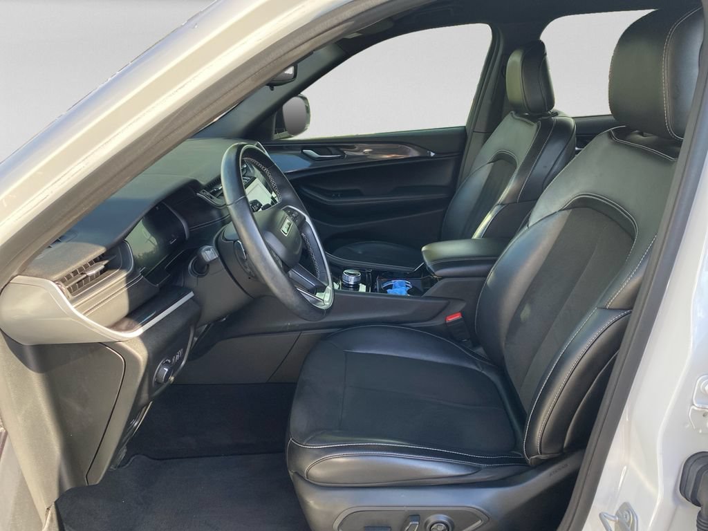 Used 2021 Jeep Grand Cherokee L Laredo RWD image 20