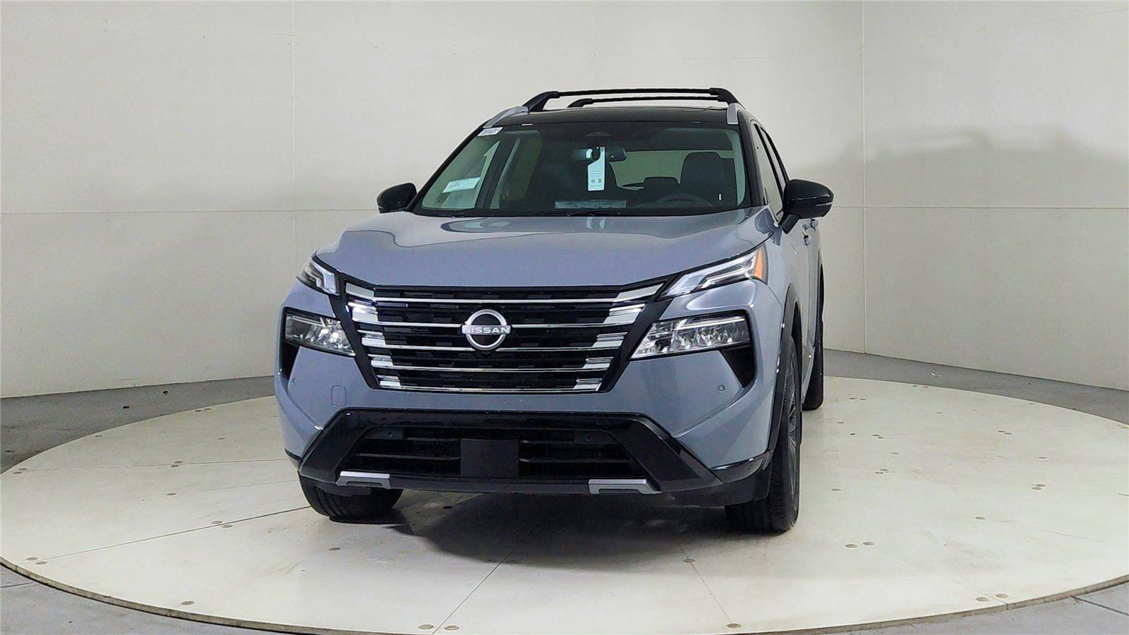 New 2026 Nissan Rogue Platinum w/ Platinum Premium Package image 2