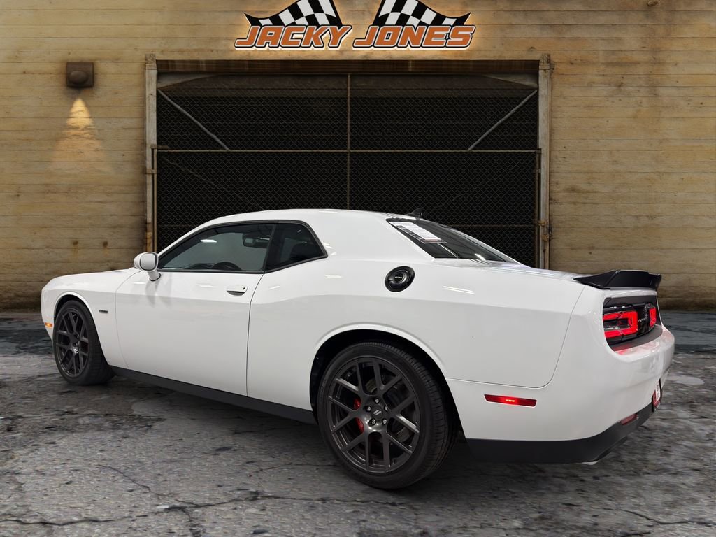 Used 2018 Dodge Challenger R/T Plus image 7