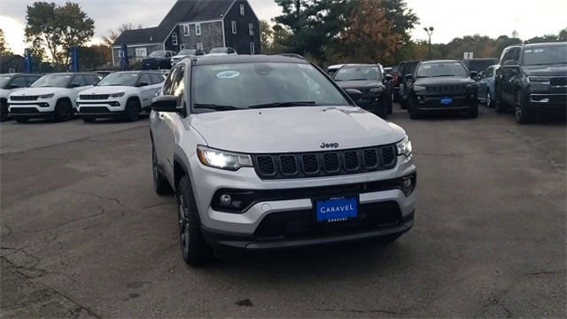 New 2026 Jeep Compass Limited image 3