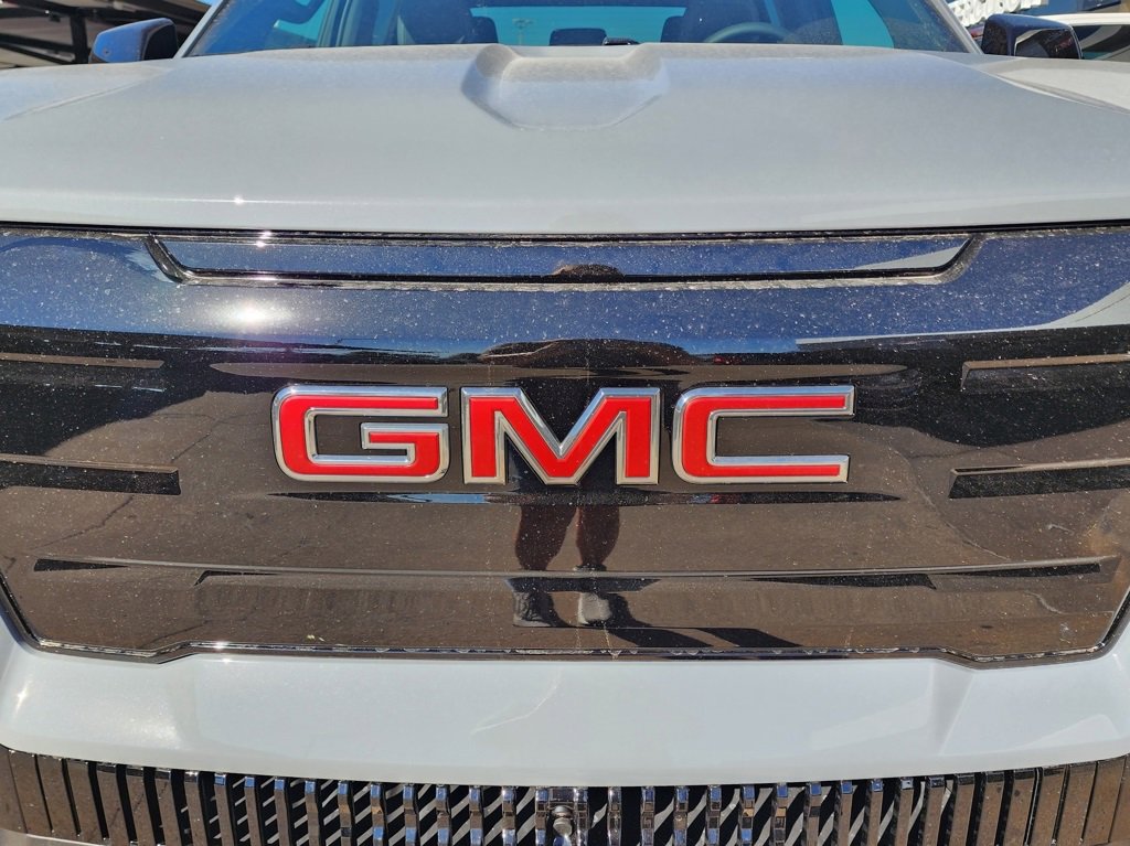 New 2026 GMC Sierra EV Elevation image 12