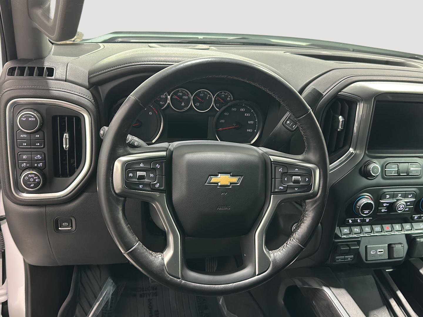 Used 2022 Chevrolet Silverado 1500 LTZ w/ LTZ Premium Package image 10