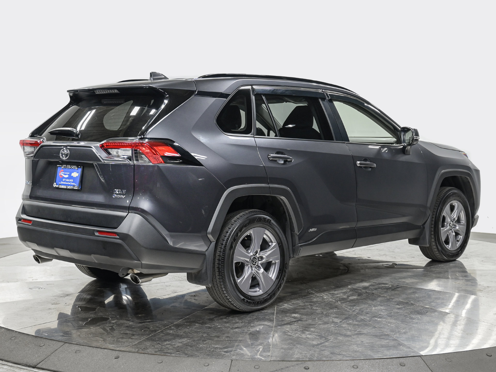 Used 2025 Toyota RAV4 XLE w/ Weather Package AWD/4WD image 7