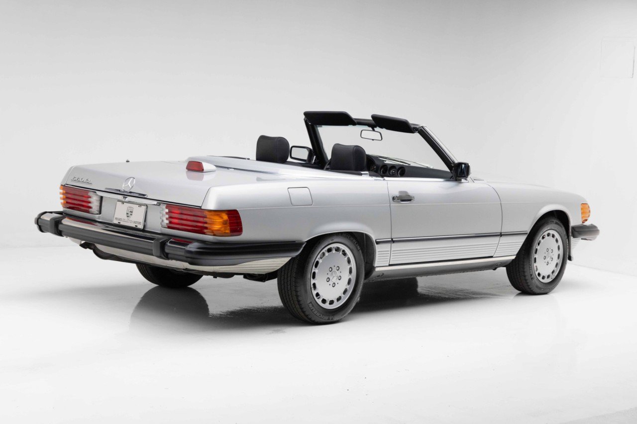 Used 1987 Mercedes-Benz 560 SL image 11