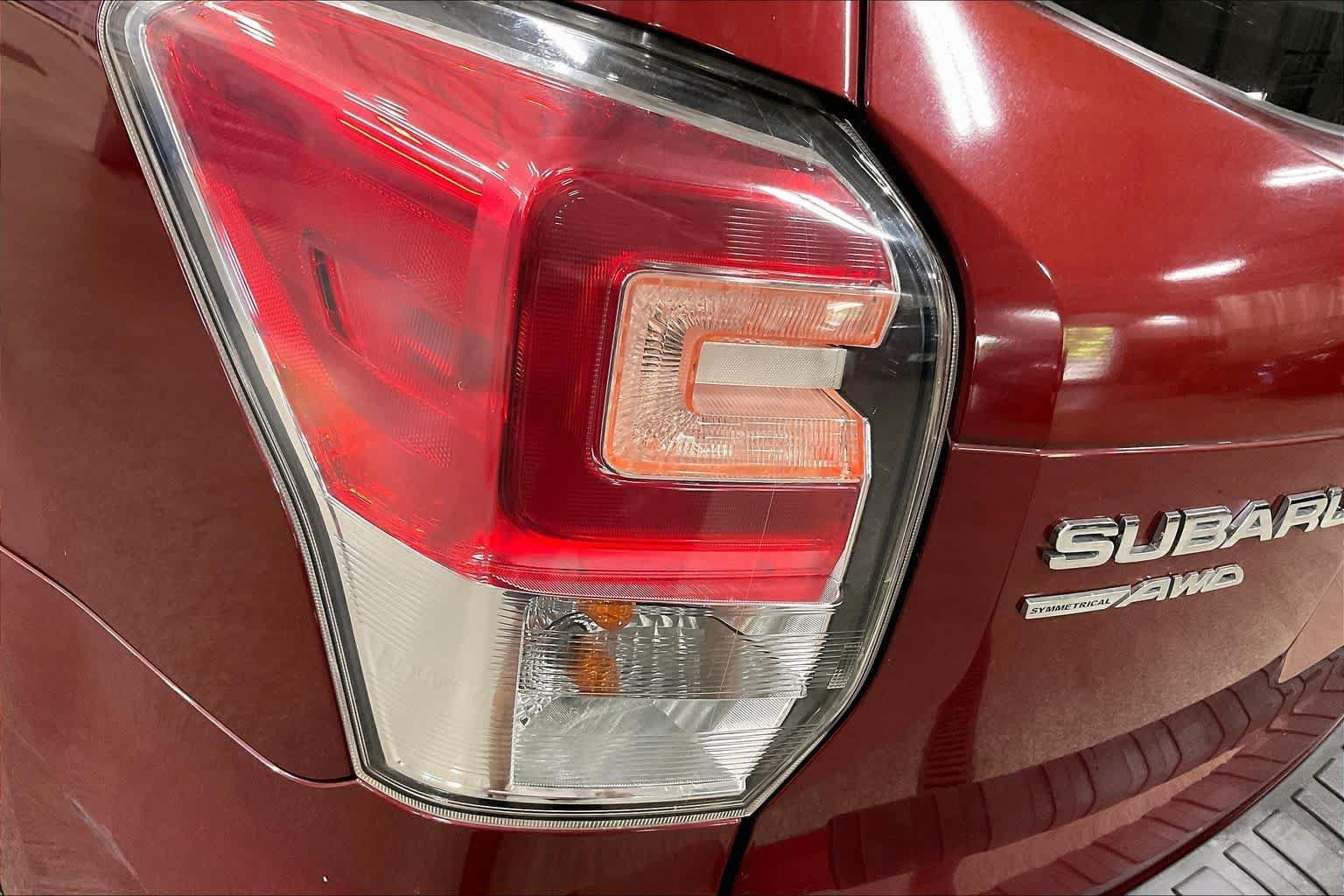 Used 2017 Subaru Forester 2.5i Premium AWD/4WD image 28