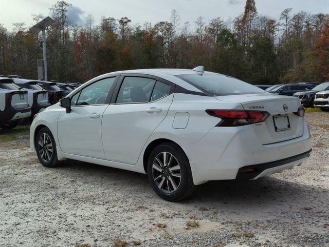 New 2025 Nissan Versa SV w/ Trunk Package FWD image 6
