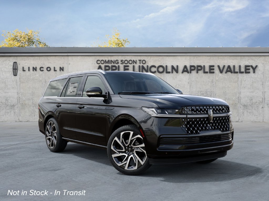 New 2027 Lincoln Navigator Black Label AWD/4WD image 4