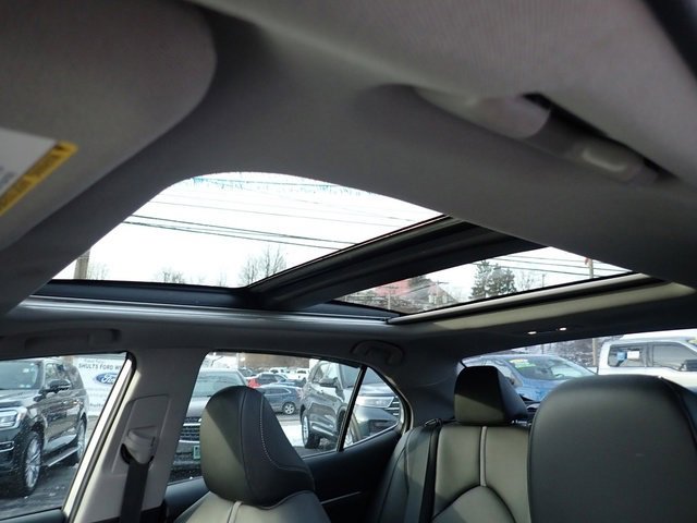 Used 2023 Toyota Camry XSE image 23