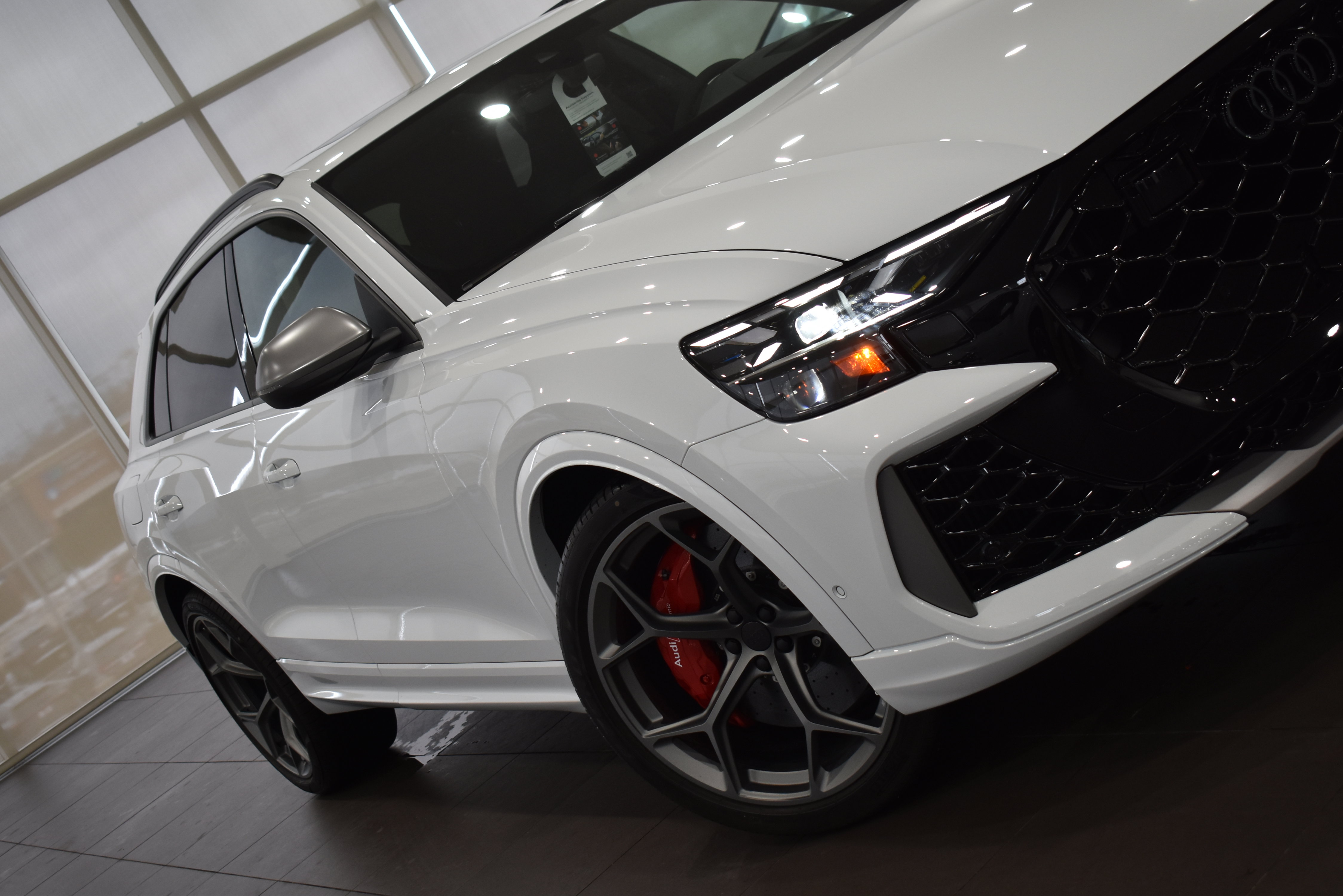 New 2026 Audi RS Q8 performance image 3