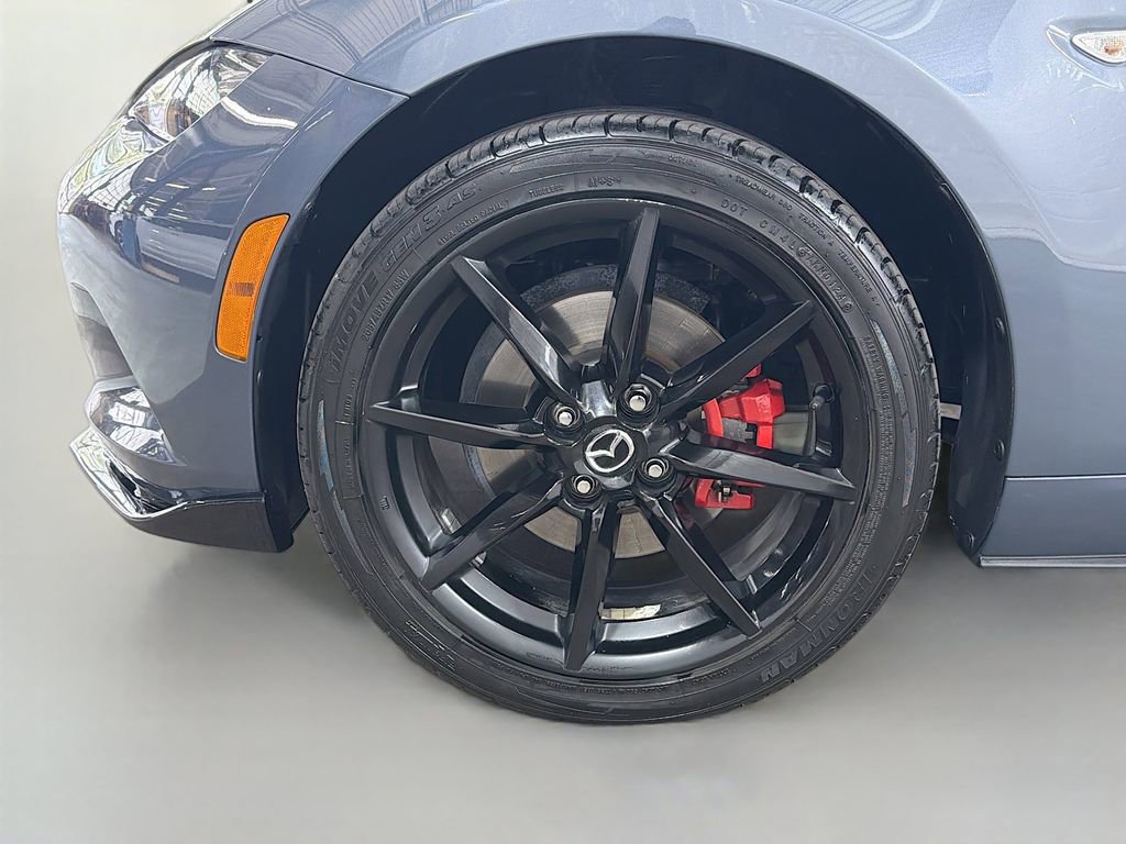 Used 2020 MAZDA MX-5 Miata Club RWD image 31