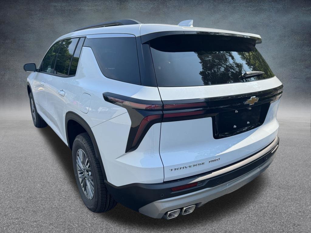 New 2026 Chevrolet Traverse LT w/ Driver Confidence Package AWD/4WD image 8