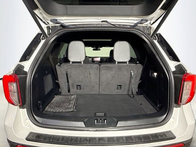 Certified 2023 Ford Explorer ST-Line w/ Class IV Trailer Tow Package image 28