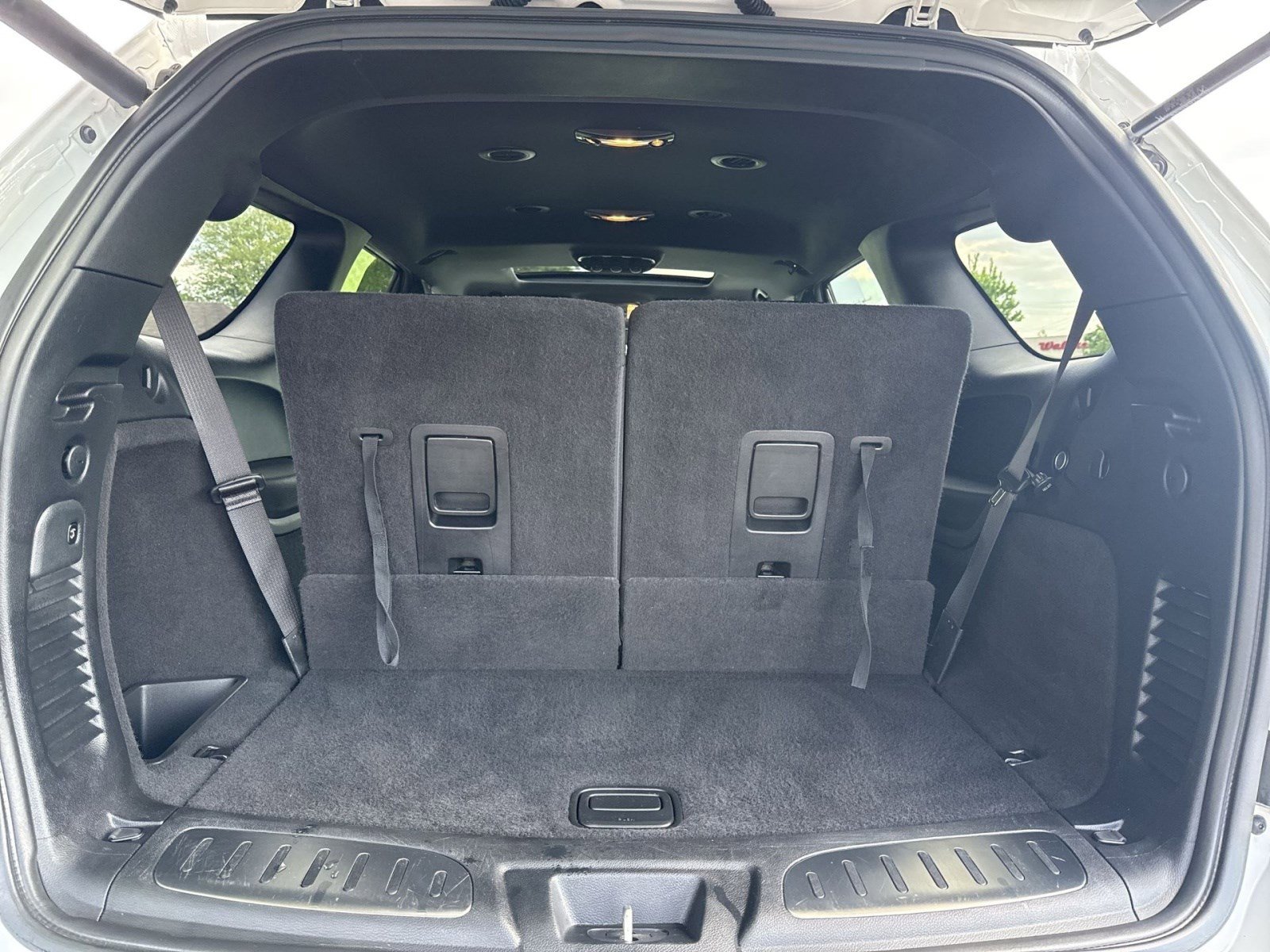 Used 2020 Dodge Durango R/T w/ Technology Group AWD/4WD image 26