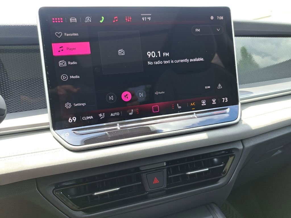 New 2026 Volkswagen Tiguan SE FWD image 10