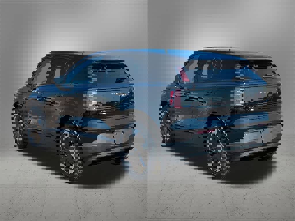New 2025 Volvo EX30 Plus w/ Protection Package Premier image 4
