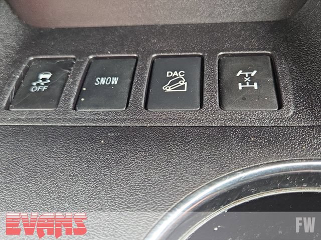Used 2016 Toyota Highlander XLE AWD/4WD image 11