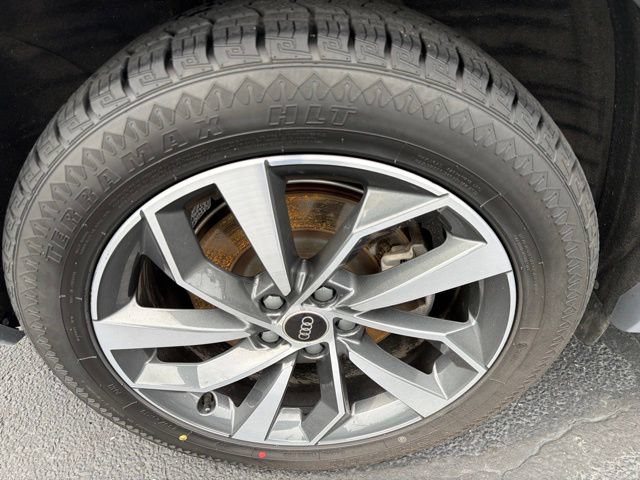 Used 2023 Audi Q5 2.0T Premium Plus AWD/4WD image 30