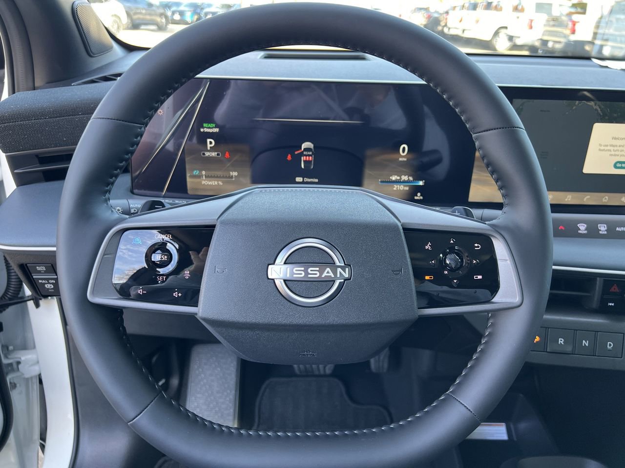 New 2026 Nissan Leaf Platinum+ w/ Cargo Package (Platinum+) image 9