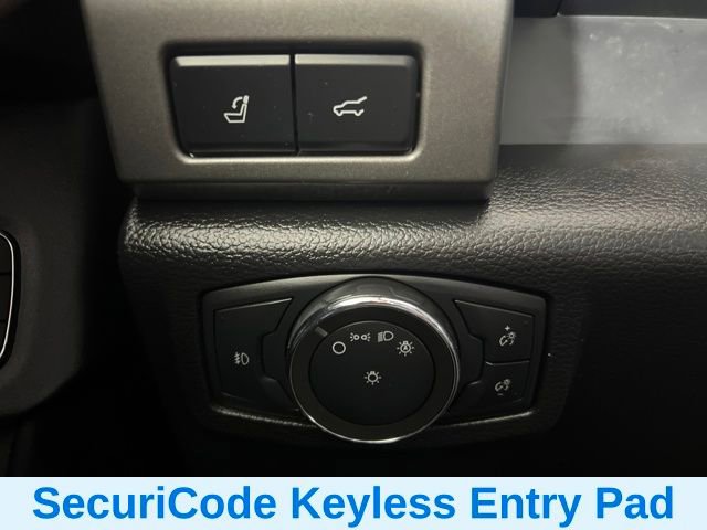 Used 2021 Ford Expedition Max XLT image 26