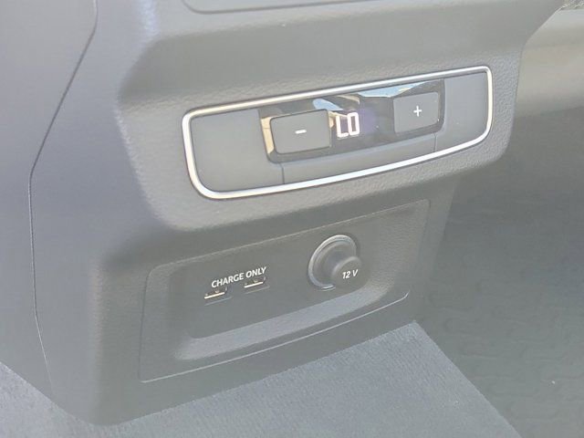 Used 2022 Audi SQ5 Premium image 17