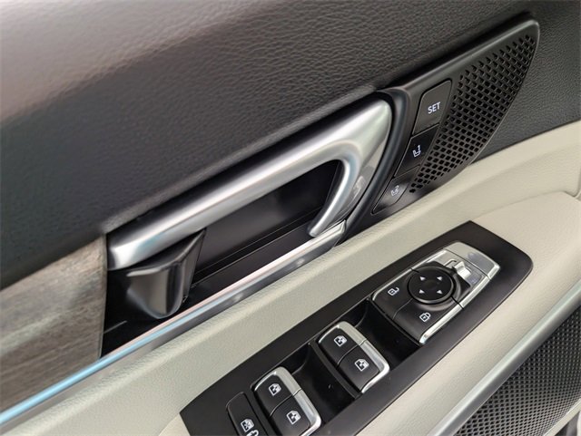 Used 2022 Kia Telluride SX w/ SX Prestige Package image 14