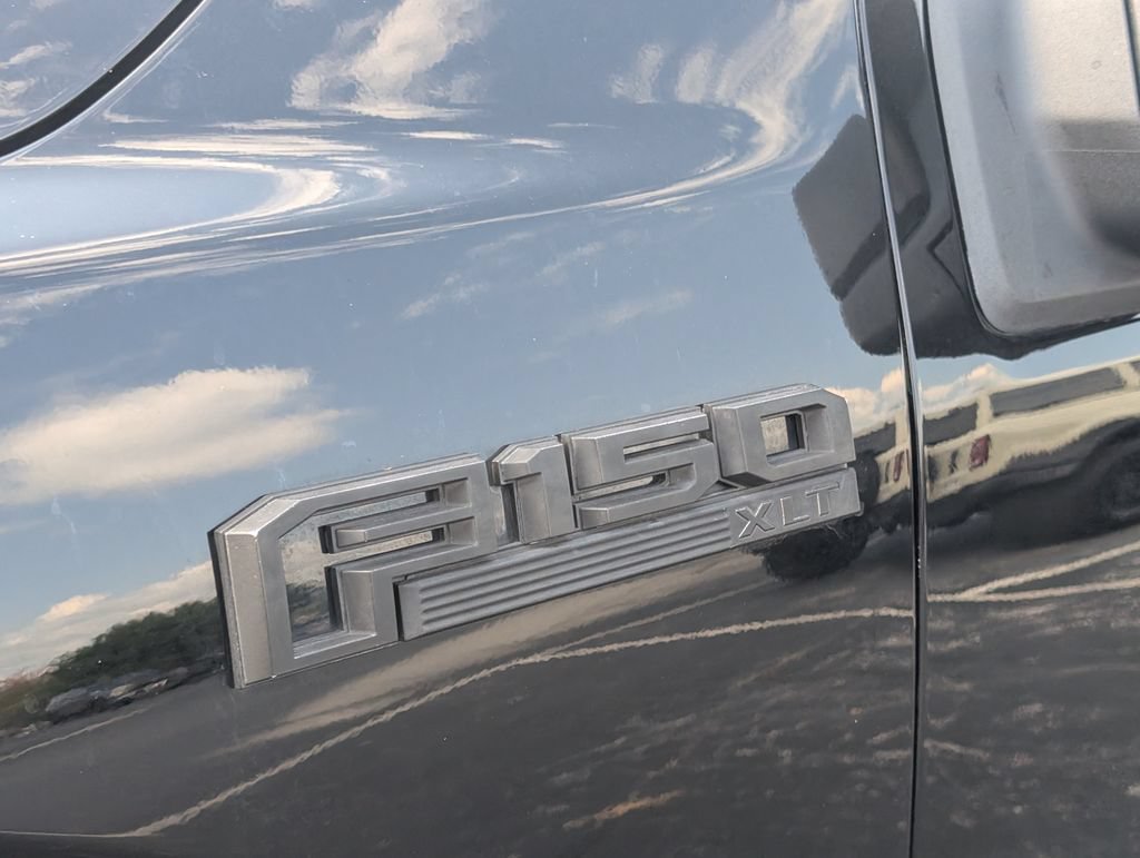 Used 2016 Ford F150 XLT w/ Equipment Group 302A Luxury AWD/4WD image 9