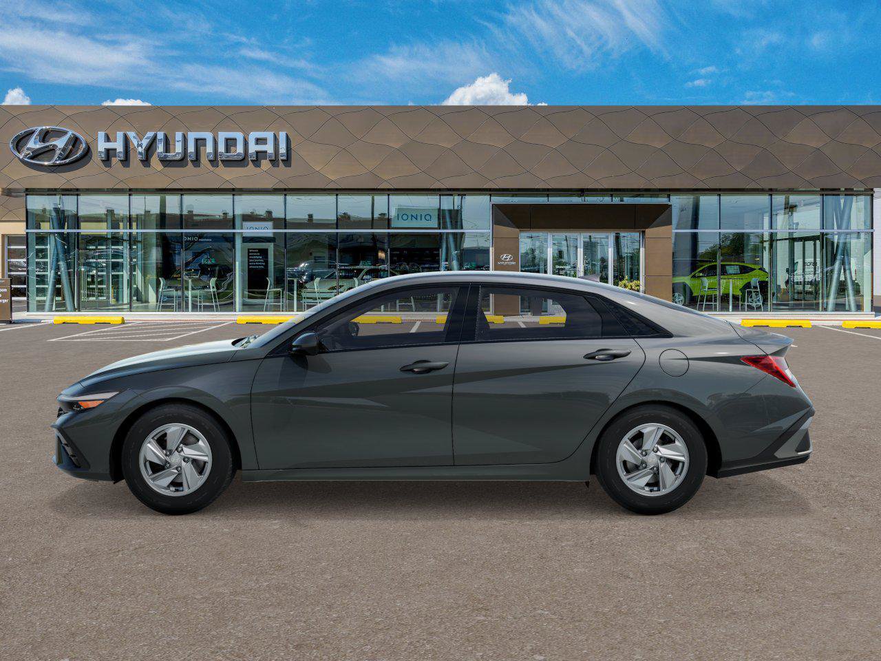 New 2026 Hyundai Elantra SE FWD image 3