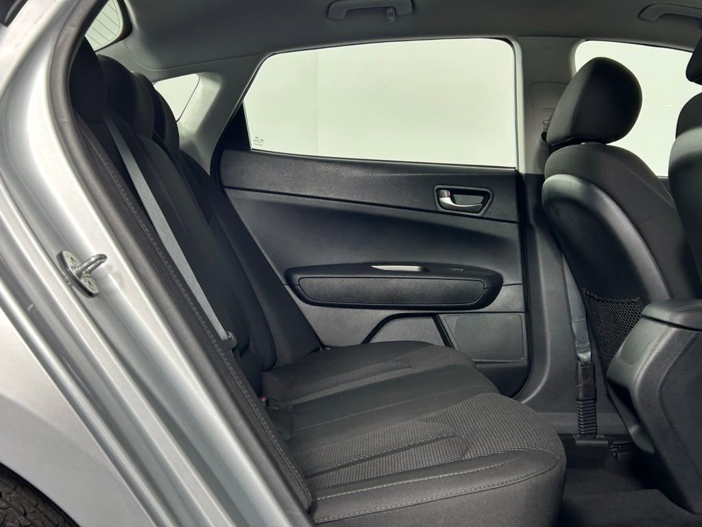 Used 2019 Kia Optima LX FWD image 12