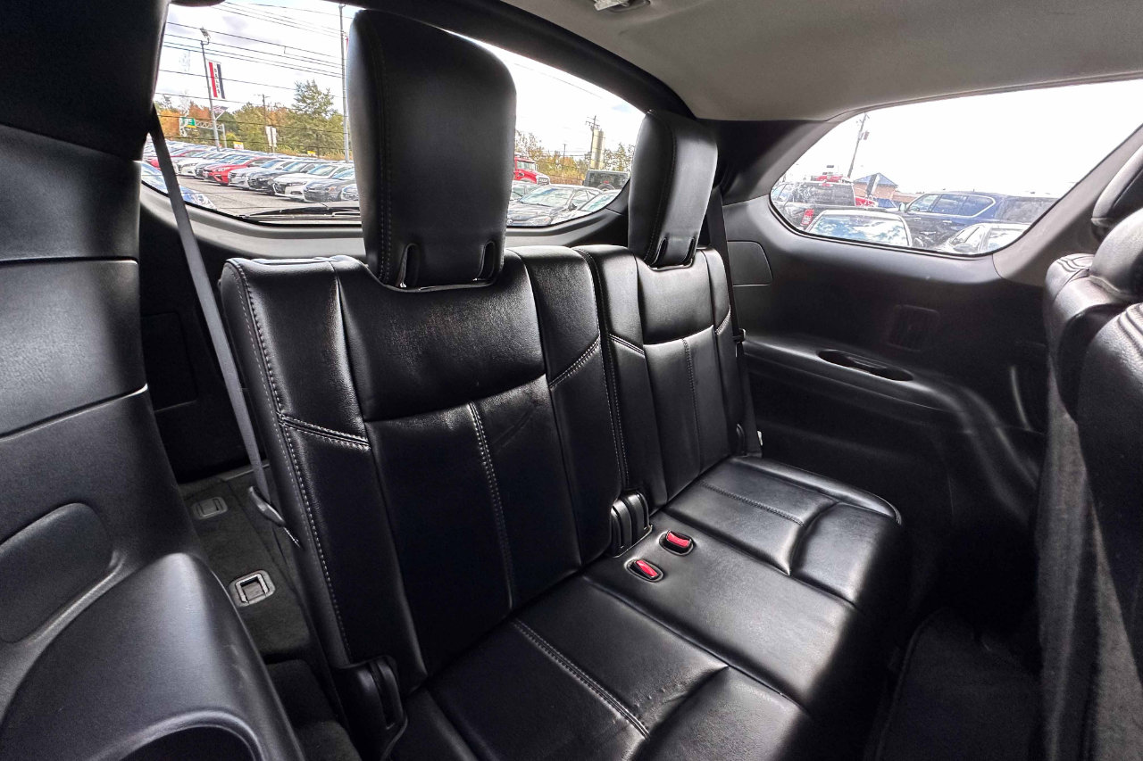 Used 2020 Nissan Pathfinder SL image 12