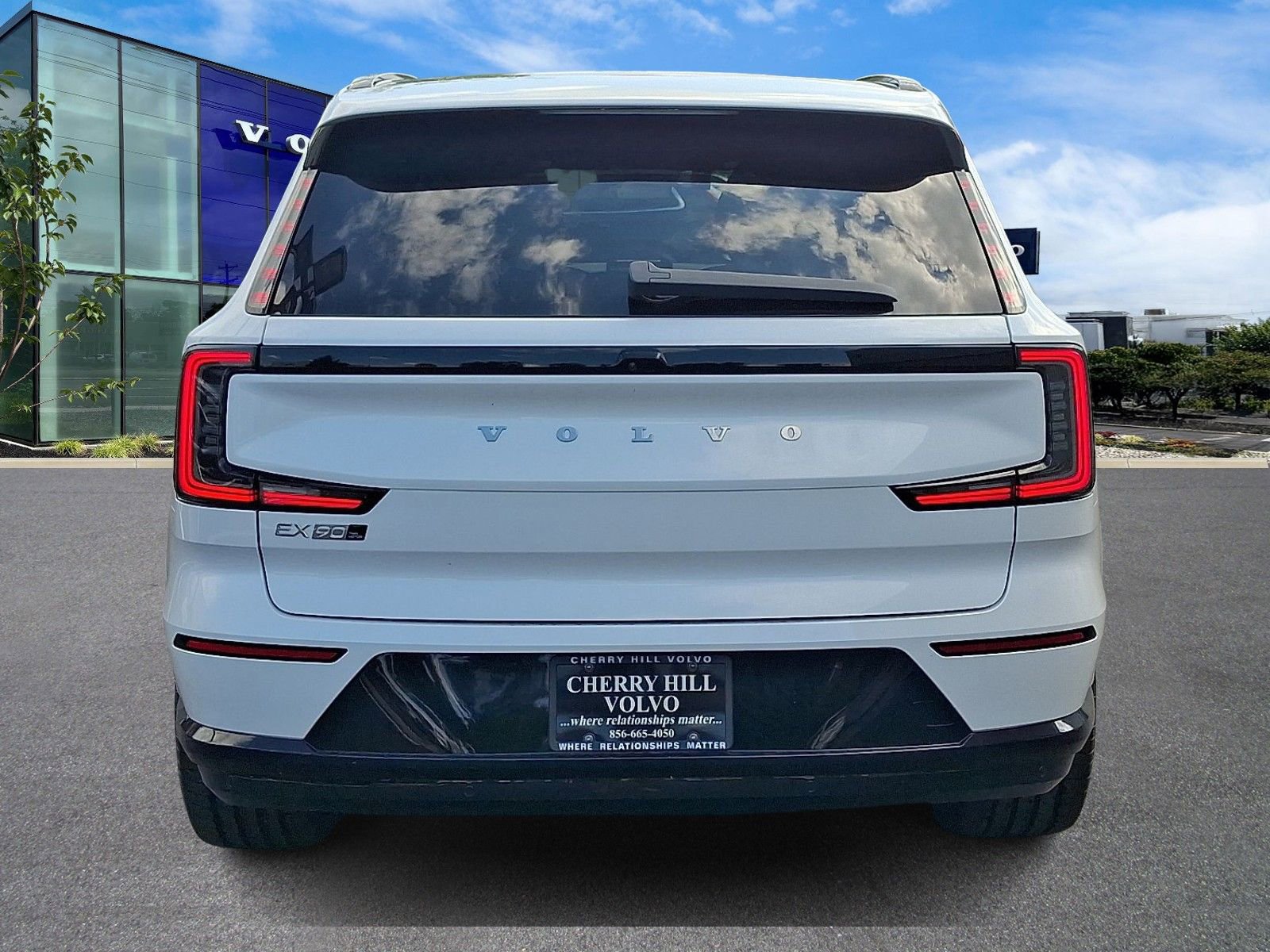 New 2025 Volvo EX90 Ultra image 5