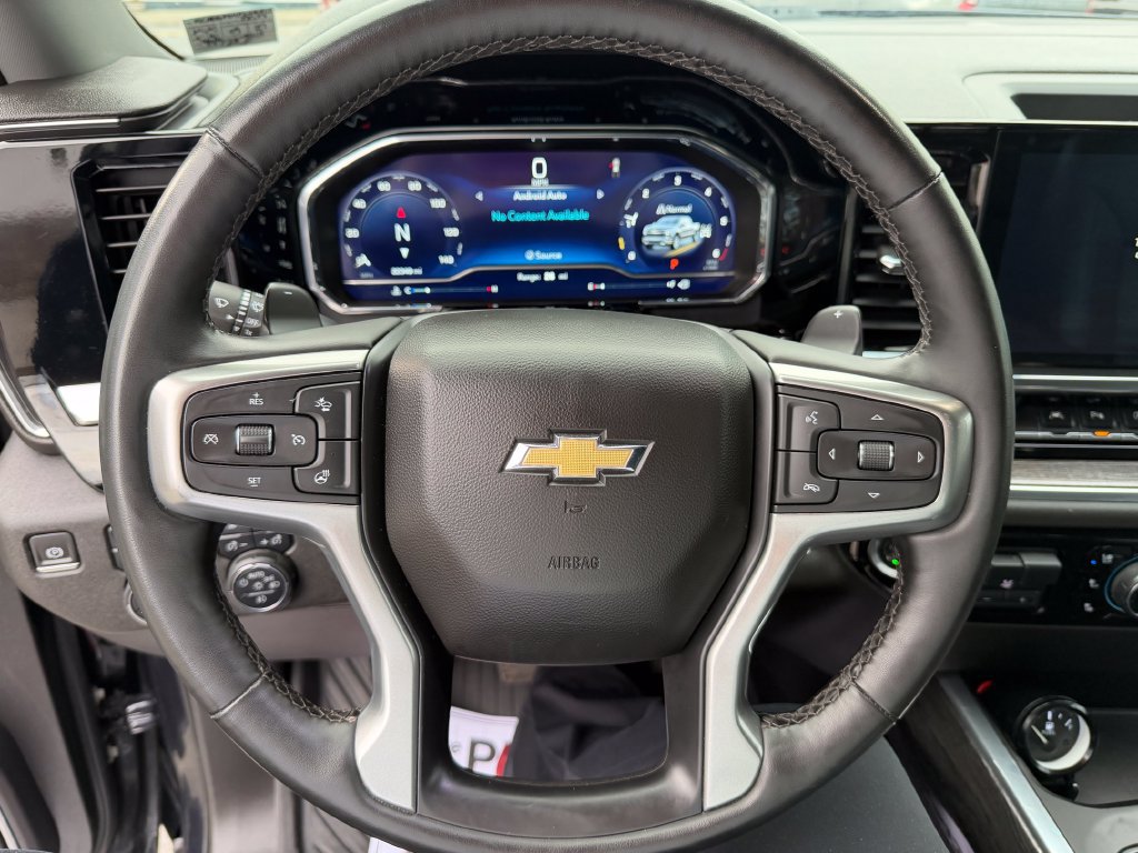 Used 2023 Chevrolet Silverado 1500 LTZ AWD/4WD image 17
