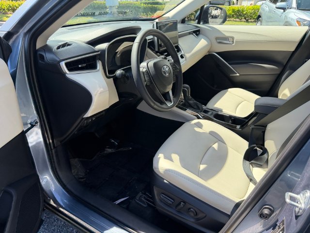 Certified 2023 Toyota Corolla Cross XLE FWD image 11