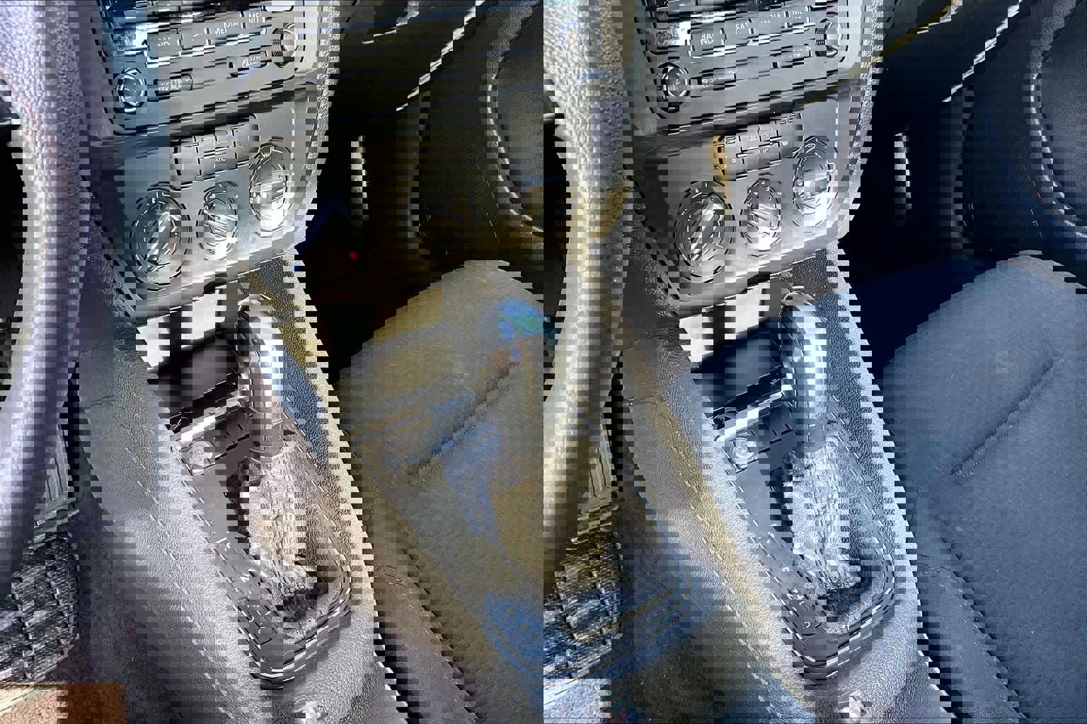 Used 2015 Volkswagen Jetta SE image 23