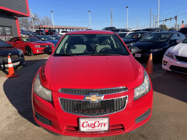 Used 2014 Chevrolet Cruze LS FWD image 2
